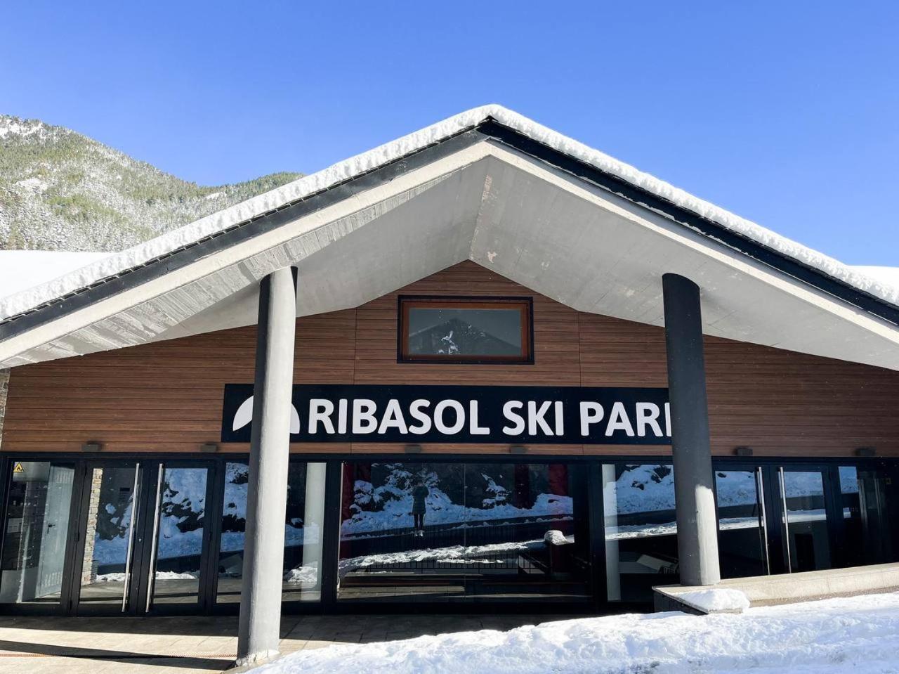 Increibles Vistas Al Valle De Arinsal Ny - A Pie De Pistas - Parking Incluido L By Bonesvacances المظهر الخارجي الصورة